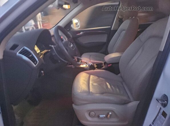 WA1L2AFP6GA141445 2016 AUDI Q5 White წინა სალონის ხედი