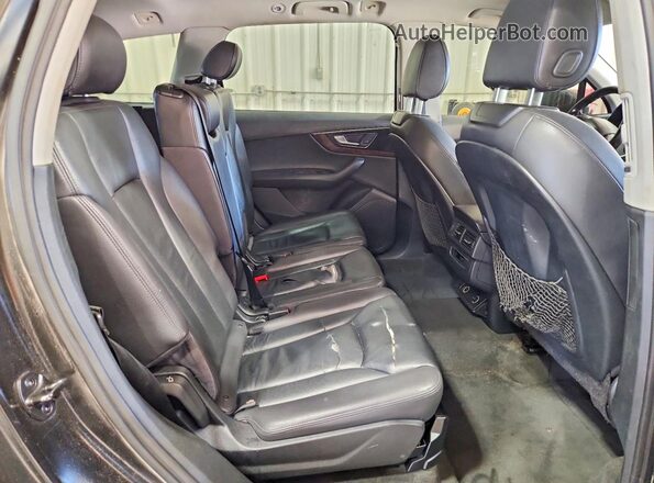 WA1LAAF72HD040325 2017 AUDI Q7 Black Engine compartment view