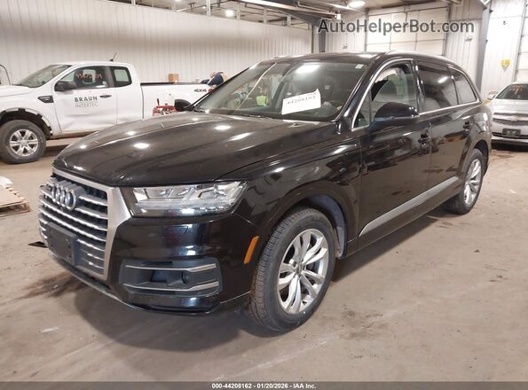WA1LAAF76HD011376 2017 AUDI Q7 Black Przód lewy