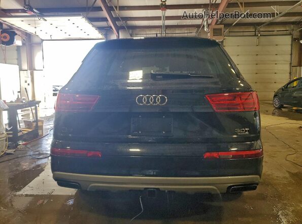 WA1LAAF76JD045498 2018 AUDI Q7 Black Հետևի տեսք