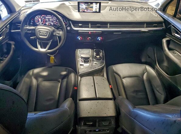 WA1LAAF76JD045498 2018 AUDI Q7 Black Առջևի վահանակի տեսք
