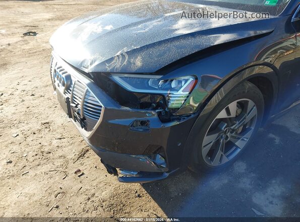 WA1LABGE0MB010040 2021 AUDI E-TRON Gray Front view