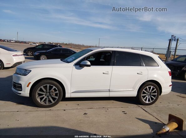 WA1LHAF77HD051185 2017 AUDI Q7 White 360 interior view