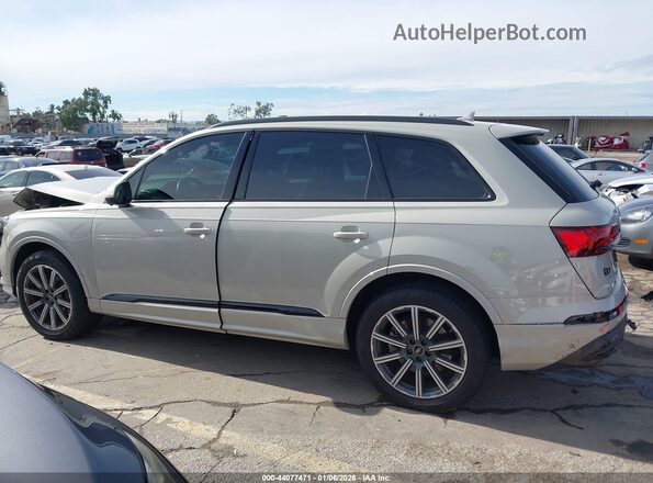 WA1LJBF76ND009242 2022 AUDI Q7 Серый Вид задней части салона