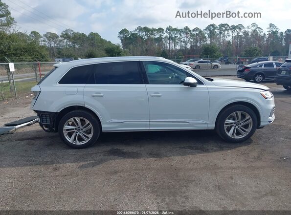 WA1LJBF77ND014532 2022 AUDI Q7 Белый Вид задней части салона