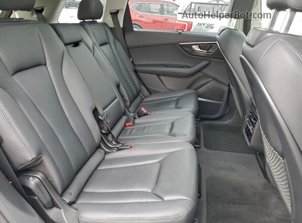 WA1LXBF71PD005763 2023 AUDI Q7 Белый Вид задней части салона