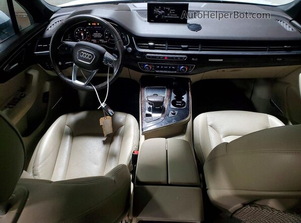 WA1VAAF79JD025013 2018 AUDI Q7 White Вид панелі приладів