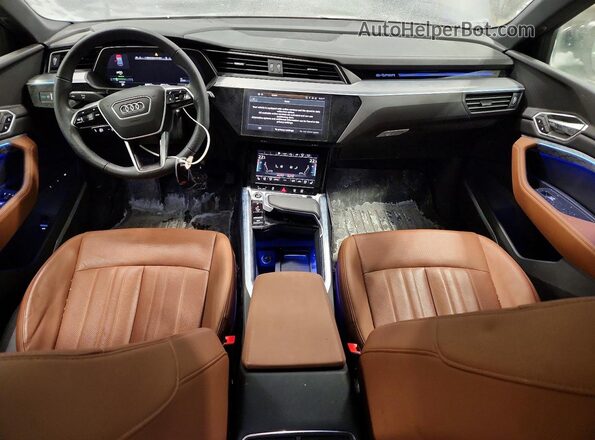WA1VAAGE6PB009935 2023 AUDI E-TRON Gray Widok deski rozdzielczej