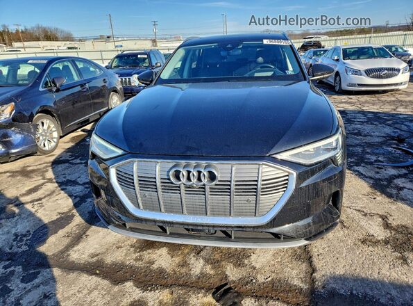 WA1VABGE2KB011440 2019 AUDI E-TRON Черный Вид спереди
