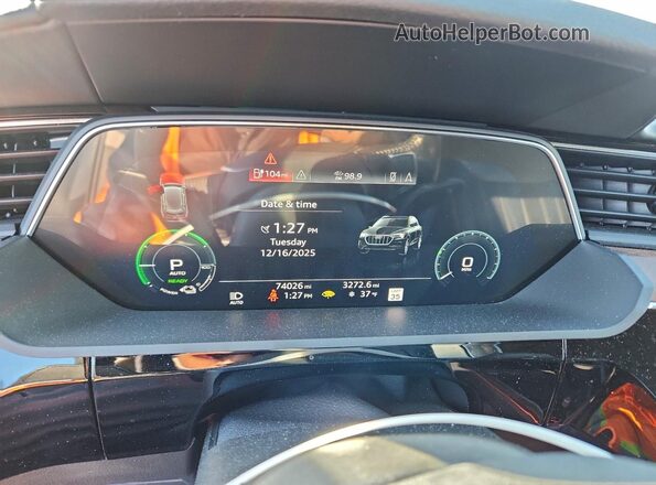 WA1VABGE2KB011440 2019 AUDI E-TRON Черный Вид щитка приборов