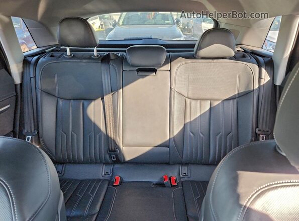 WA1VABGE2KB011440 2019 AUDI E-TRON Черный Вид задних сидений