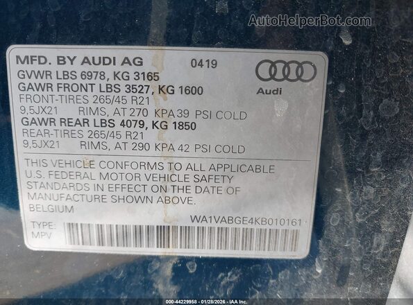 WA1VABGE4KB010161 2019 AUDI E-TRON Blue Vista del compartimento del motor