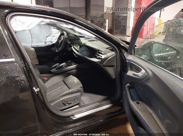 WAU2BCFU3SN060405 2025 AUDI ALL Черный Вид салона спереди