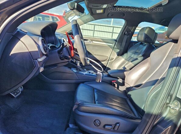 WAUB1GFF0KA124760 2019 AUDI S3 Серый Вид салона спереди