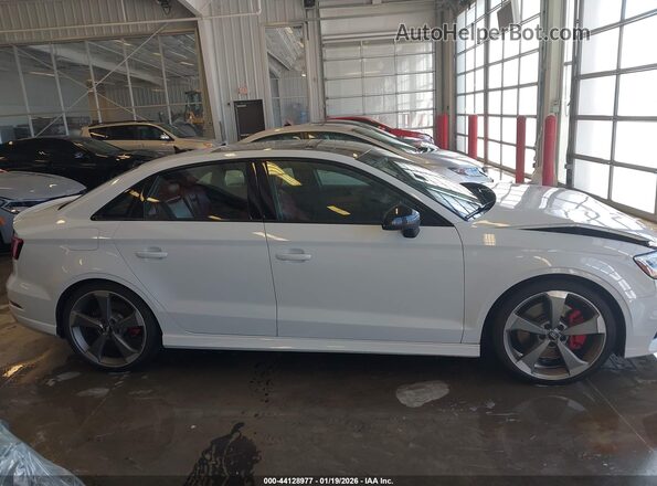 WAUB1GFF4KA102924 2019 AUDI S3 Белый Вид задней части салона