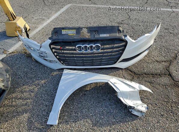 WAUB1GFF5G1096770 2016 AUDI S3 White Widok komory silnika