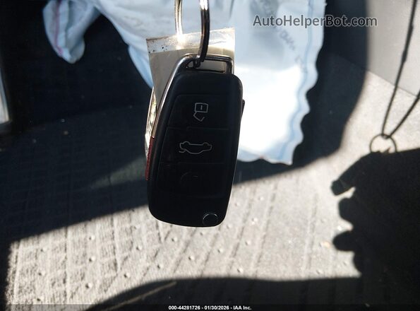 WAUB1GFF8H1023281 2017 AUDI S3 Желтый Вид панели приборов
