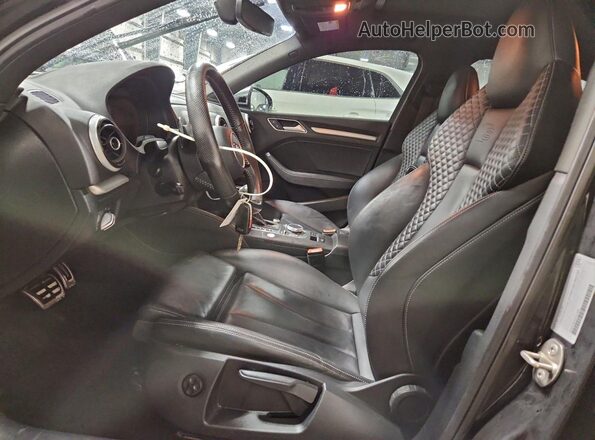 WAUB1GFFXH1011505 2017 AUDI S3 Black Вид салону спереду