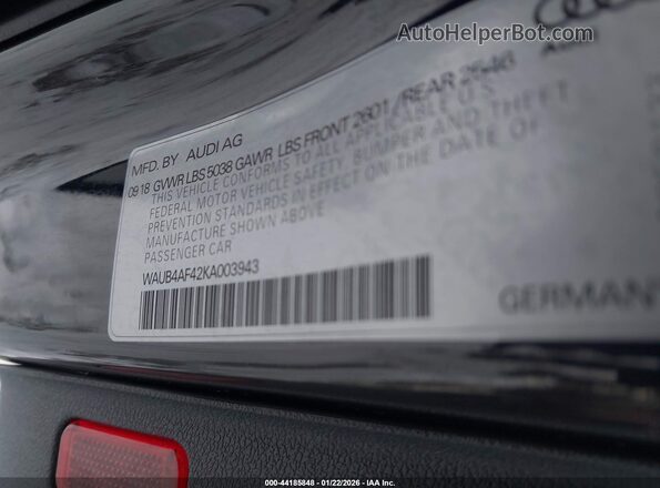 WAUB4AF42KA003943 2019 AUDI S4 Black Widok komory silnika