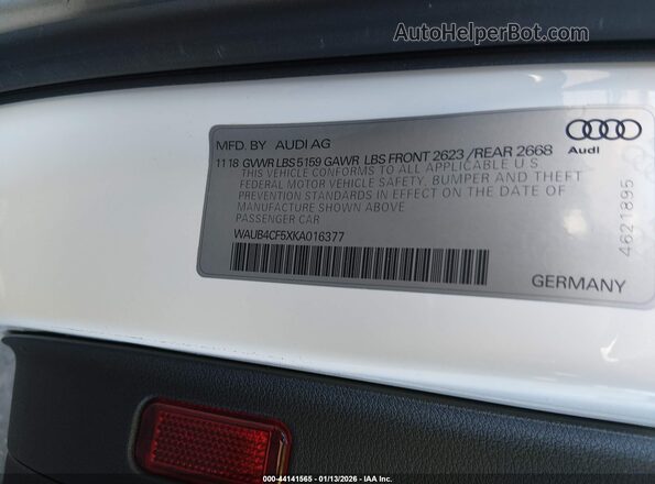 WAUB4CF5XKA016377 2019 AUDI S5 White Vista del compartimento del motor