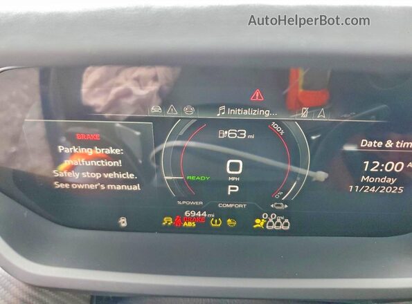 WAUBHBFW3R7900076 2024 AUDI RS Синий Вид щитка приборов