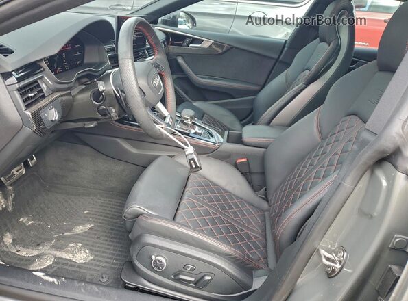WAUC4CF53RA068528 2024 AUDI S5 Зеленый Вид салона спереди