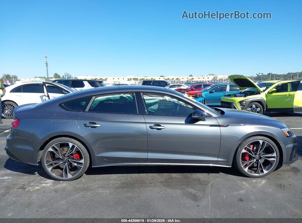 WAUC4CF59MA062810 2021 AUDI S5 Black Widok wnętrza z tyłu