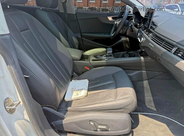 WAUCBCF5XMA061395 2021 AUDI OTHER Белый Вид спереди