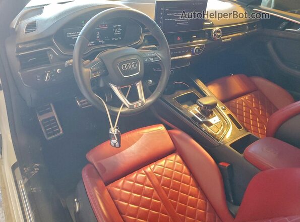 WAUR4AF50NA025838 2022 AUDI S5 Белый Вид панели приборов