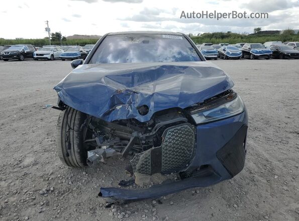 WB523CF04SCS31330 2025 BMW IX Синий Вид спереди