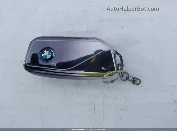 WB523CF0XPCL85595 2023 BMW IX White Dashboard view