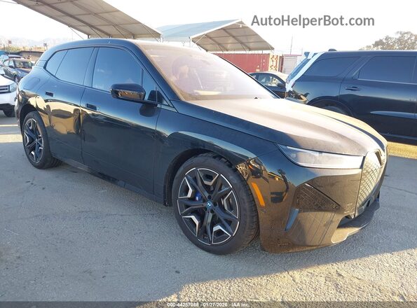 WB533CF03SCS28505 2025 BMW IX Black Delantero derecho