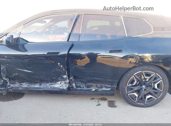 WB533CF03SCS28505 2025 BMW IX Black Vista frontal
