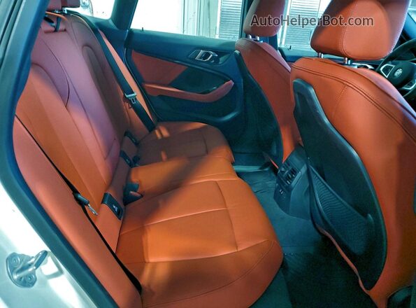 WBA13AL09N7K58252 2022 BMW M2 Белый Вид задних сидений