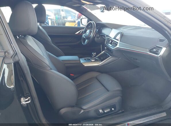 WBA13AR02MCF87827 2021 BMW M4 Black Front interior view