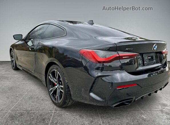 WBA13AR09MCF20741 2021 BMW M4 Black Front right