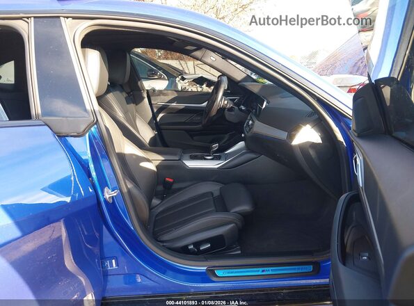 WBA13AW05PFP63547 2023 BMW OTHER Blue Սալոնի դիմացի տեսք