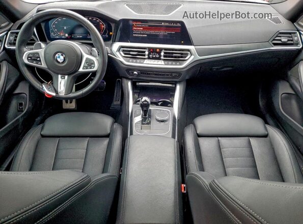 WBA13AW07NFM66194 2022 BMW M4 Blue Առջևի վահանակի տեսք