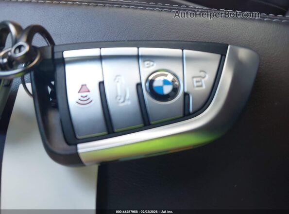WBA13BK07PCL92419 2023 BMW M5 Black Widok deski rozdzielczej