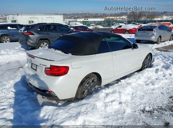 WBA1M5C56GV327252 2016 BMW M2 Белый Задняя правая четверть