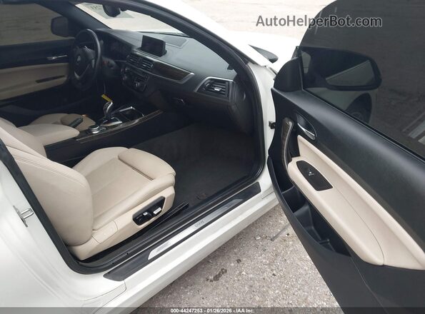 WBA2J1C07L7E25248 2020 BMW OTHER Белый Вид салона спереди