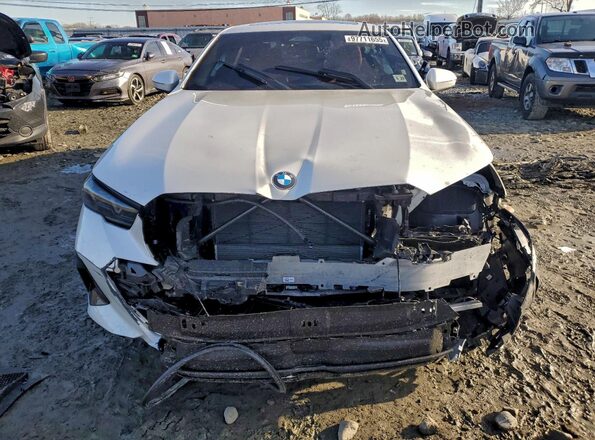 WBA53FJ07RCS28035 2024 BMW 5 SERIES Белый Вид спереди