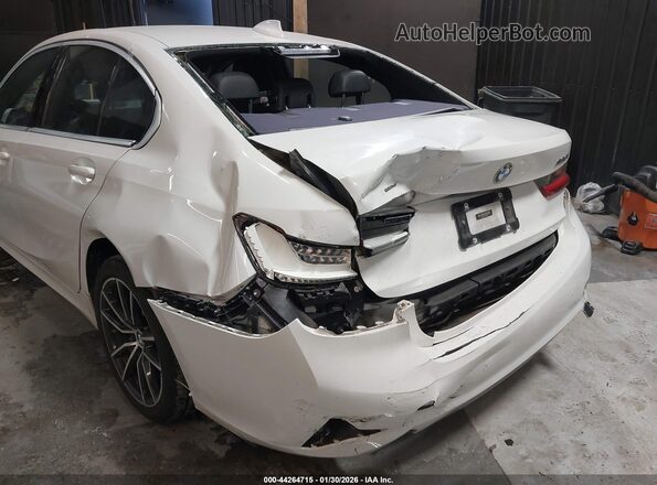 WBA5R7C55KAJ79562 2019 BMW OTHER White Vista frontal