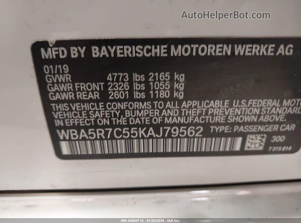 WBA5R7C55KAJ79562 2019 BMW OTHER White Vista del compartimento del motor