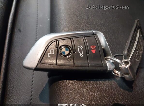 WBA5R7C55KAJ79562 2019 BMW OTHER White Vista del salpicadero