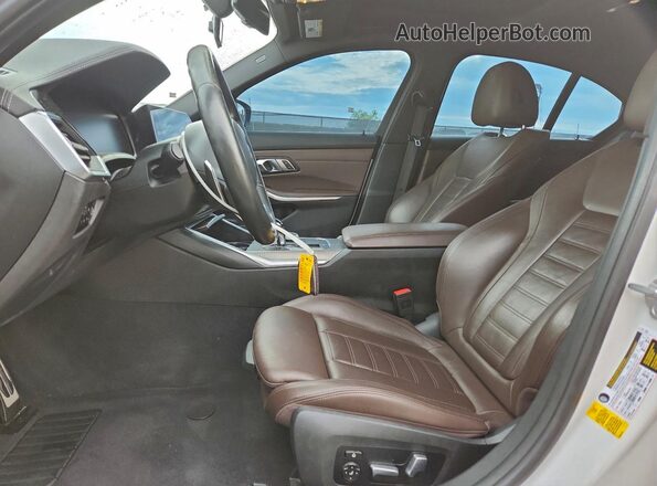 WBA5U7C0XLA232440 2020 BMW M3 Белый Вид салона спереди