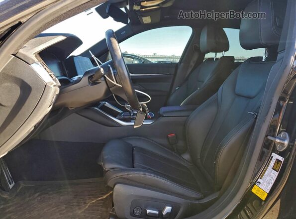 WBA63AV03NFM75305 2022 BMW OTHER Black Սալոնի դիմացի տեսք