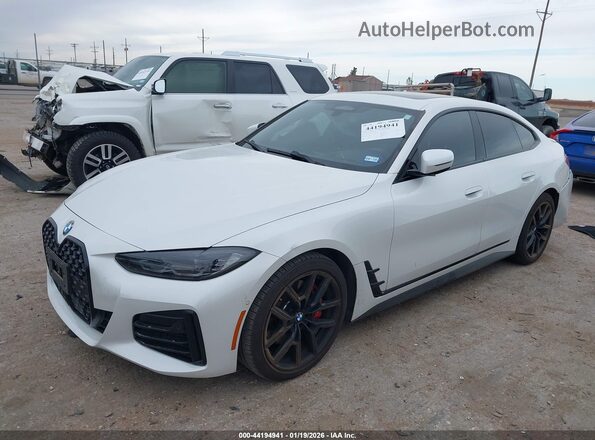 WBA63AV08NFM01152 2022 BMW OTHER White Przód lewy