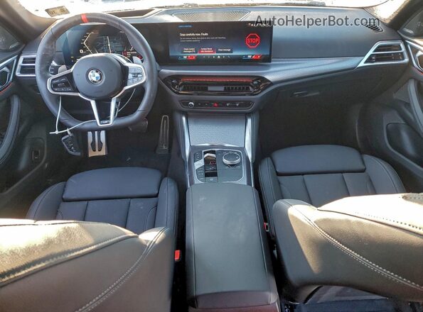 WBA63FB01SFV02725 2025 BMW M4 Black Widok deski rozdzielczej