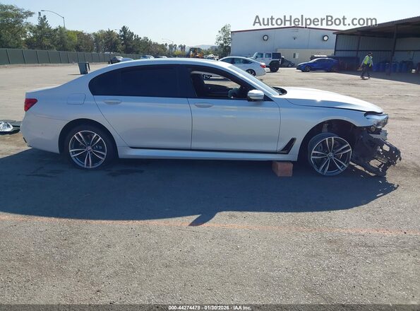 WBA7E2C58KB454326 2019 BMW OTHER White Vista interior de 360 grados